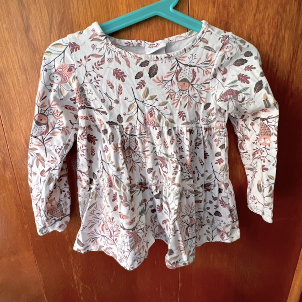3/$20 Maggie & Zoe 2T Woodland Print Shirt